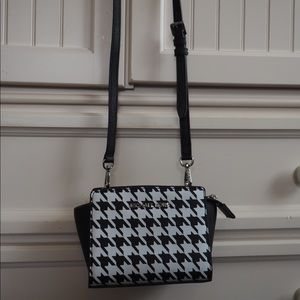 Michael kors cross body